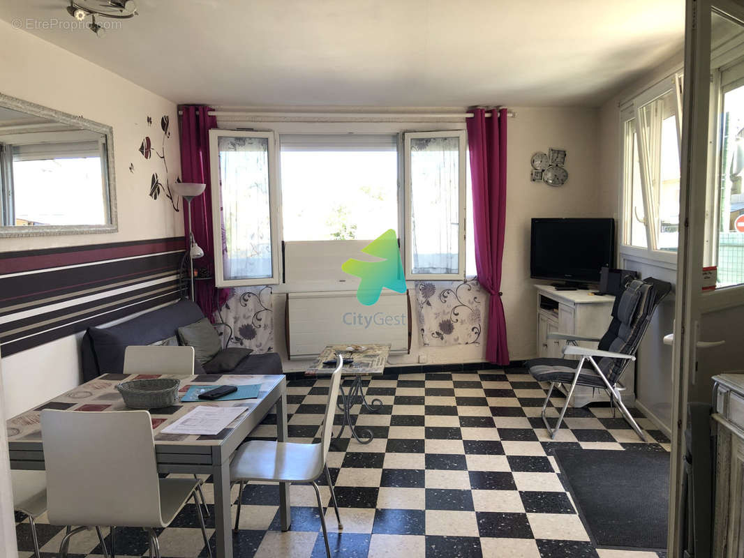 Appartement à FLEURY