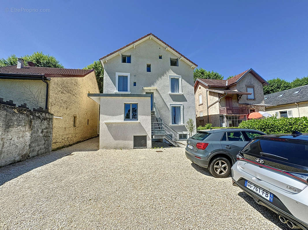 Appartement à AIX-LES-BAINS