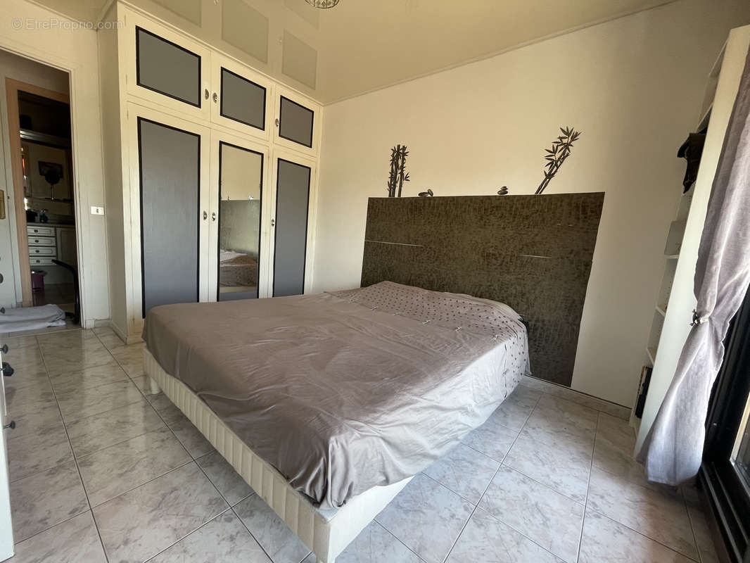 Appartement à MARSEILLE-12E