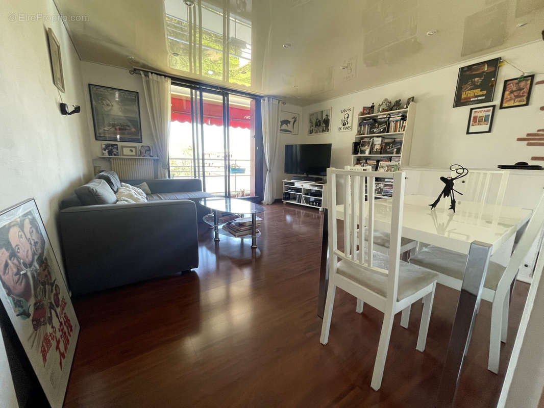 Appartement à MARSEILLE-12E