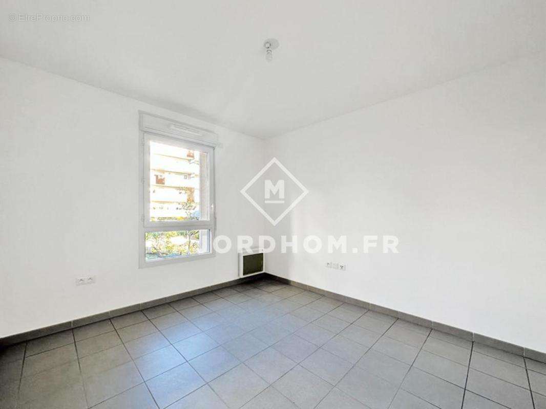 Appartement à MARSEILLE-9E