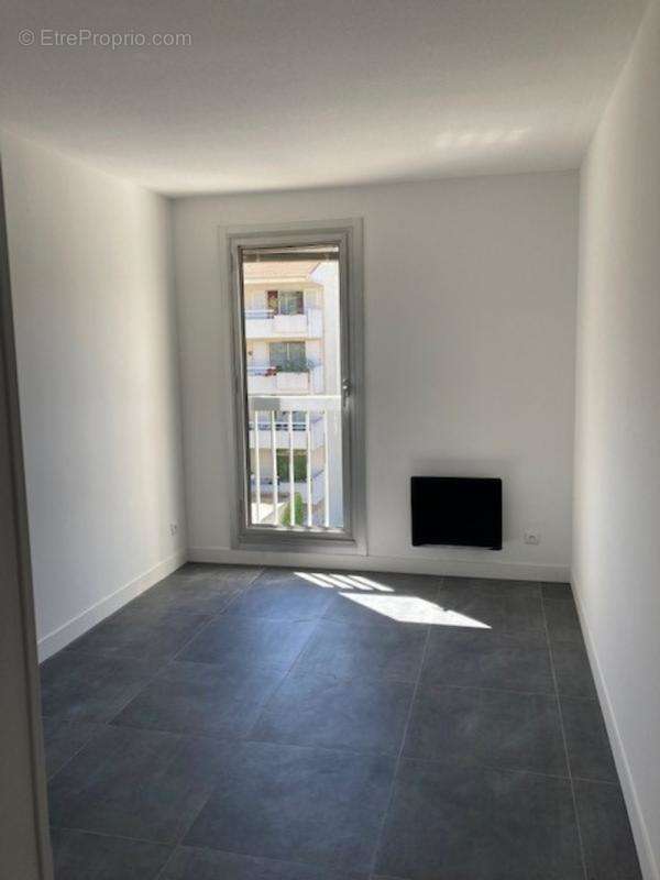 Appartement à MARSEILLE-9E