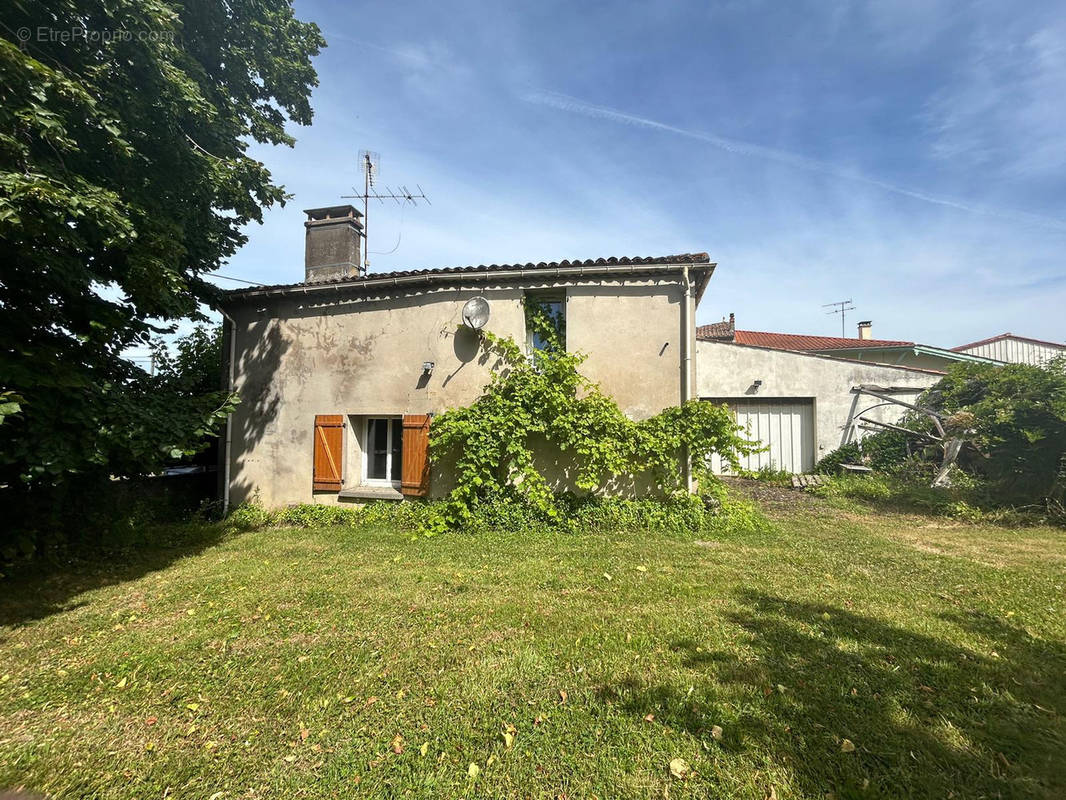 Maison à SAUVETERRE-DE-GUYENNE