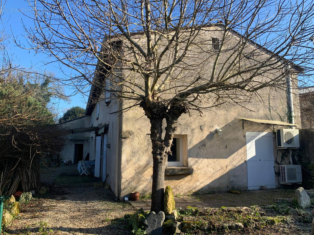 Maison à LANDERROUET-SUR-SEGUR