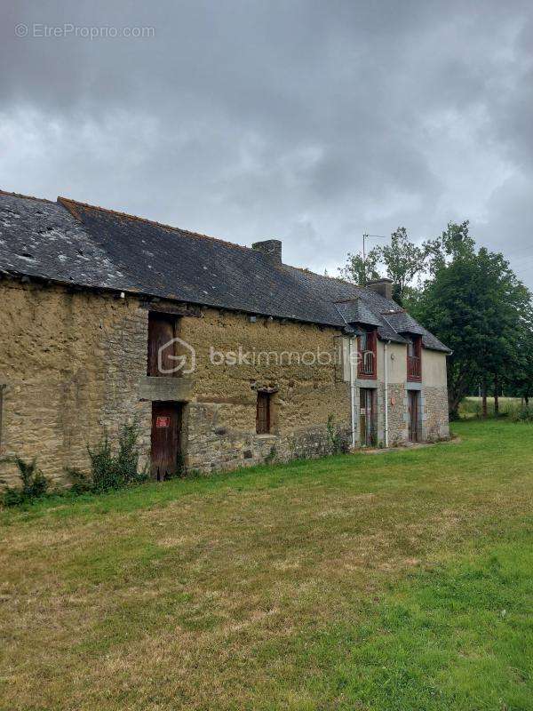 Maison à CAULNES