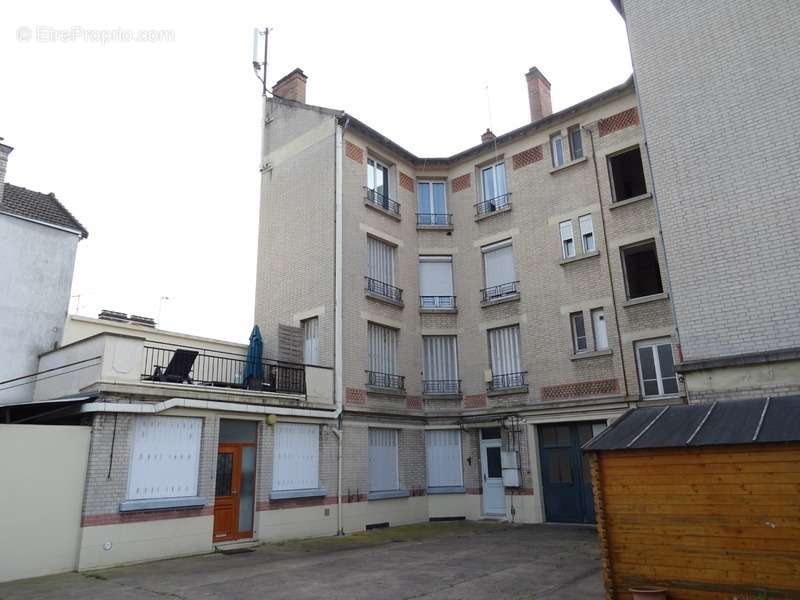 Appartement à MAISONS-ALFORT