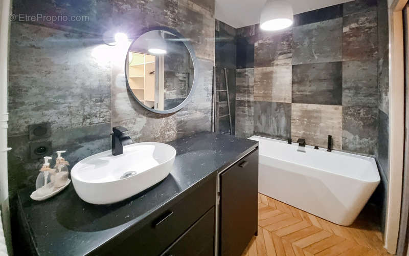 Appartement à AIX-LES-BAINS