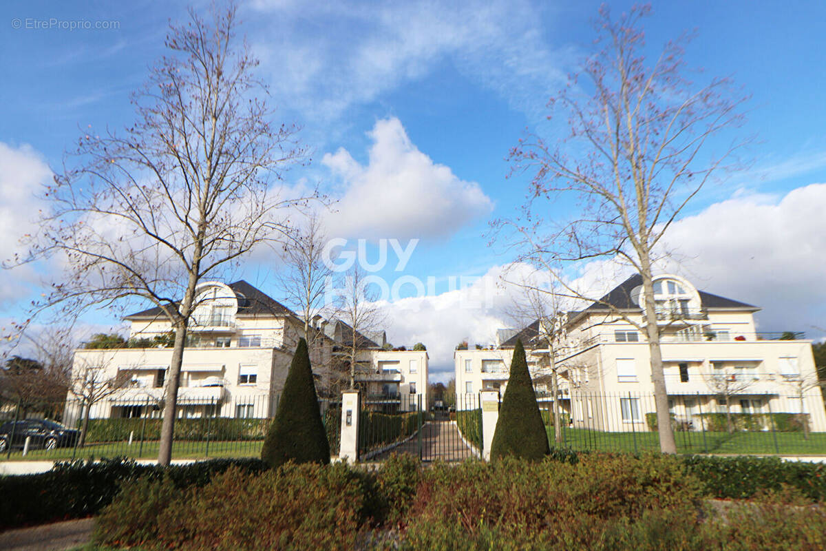 Appartement à SAINT-CYR-SUR-LOIRE