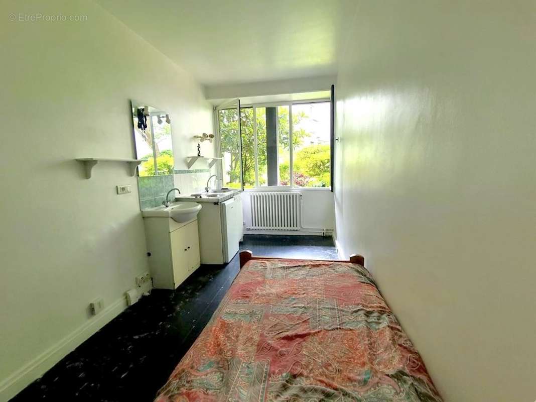 Appartement à PARIS-7E