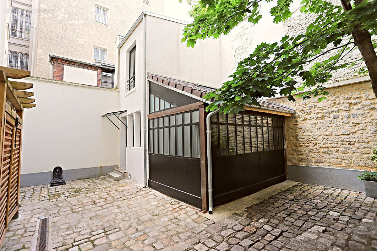 Maison à PARIS-5E