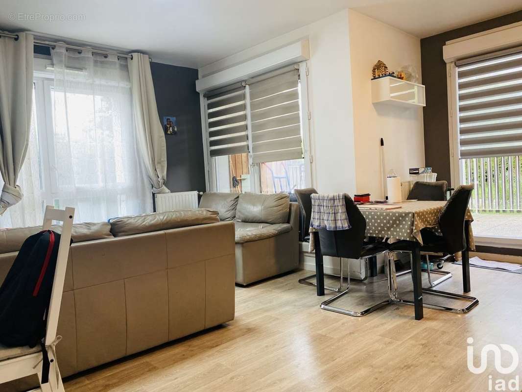 Photo 2 - Appartement à GARGES-LES-GONESSE