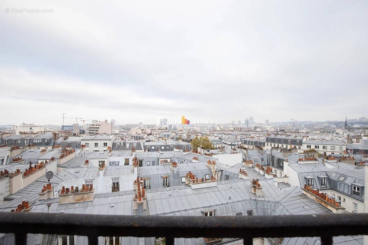 Appartement à PARIS-18E