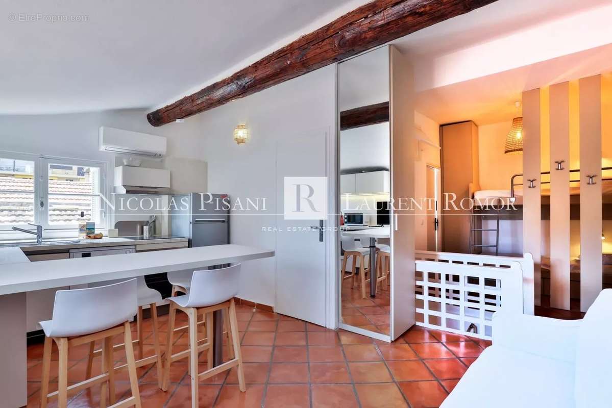 Appartement à VILLEFRANCHE-SUR-MER