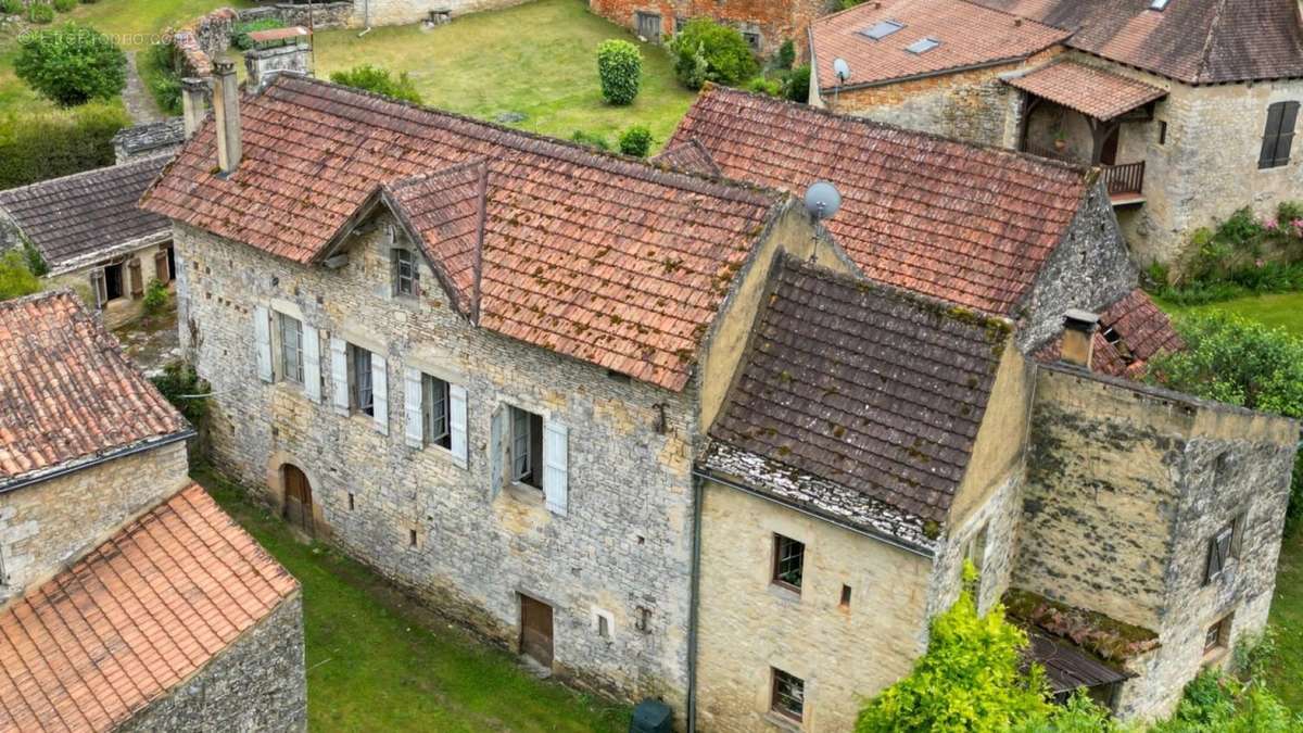 Maison à SARLAT-LA-CANEDA