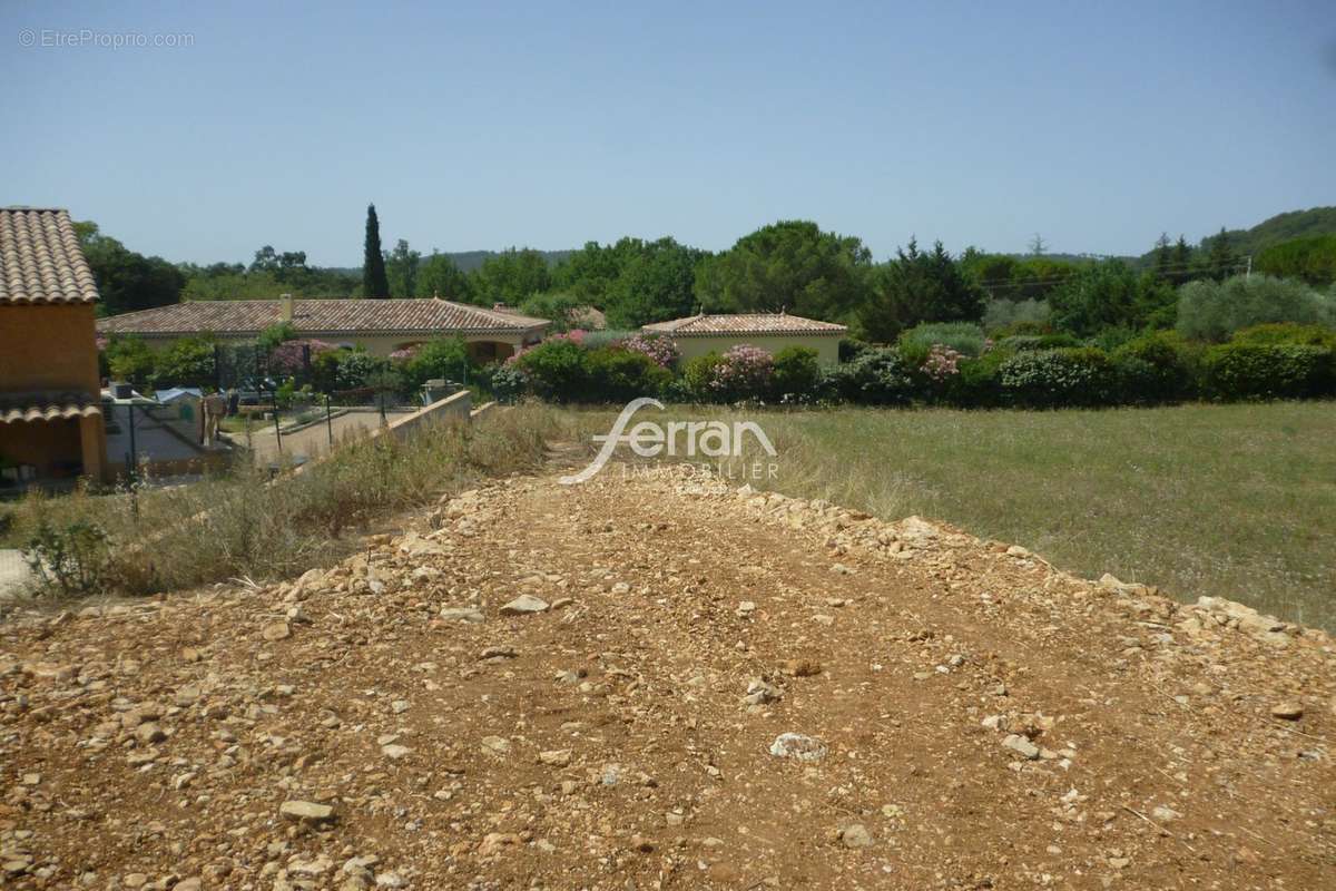 Terrain à CALLAS