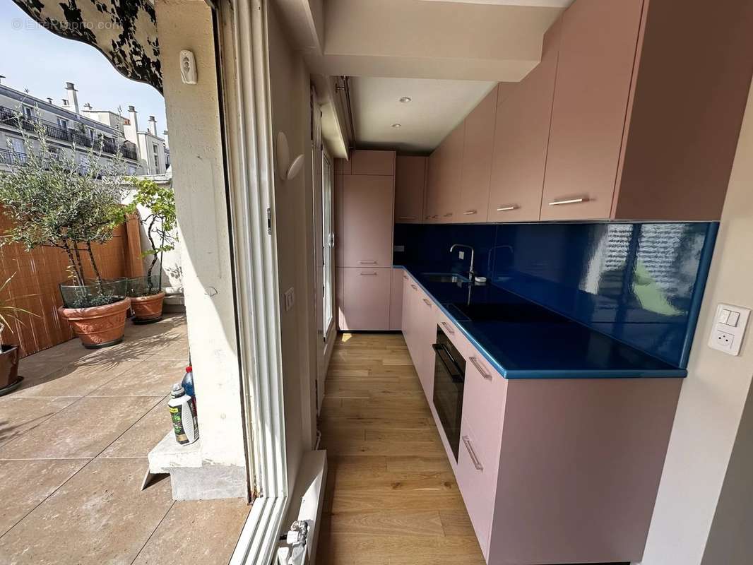 Appartement à PARIS-15E