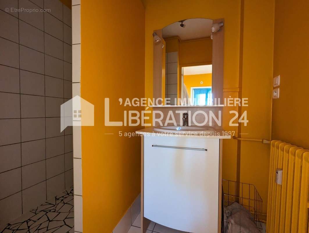 Appartement à SAINT-ETIENNE