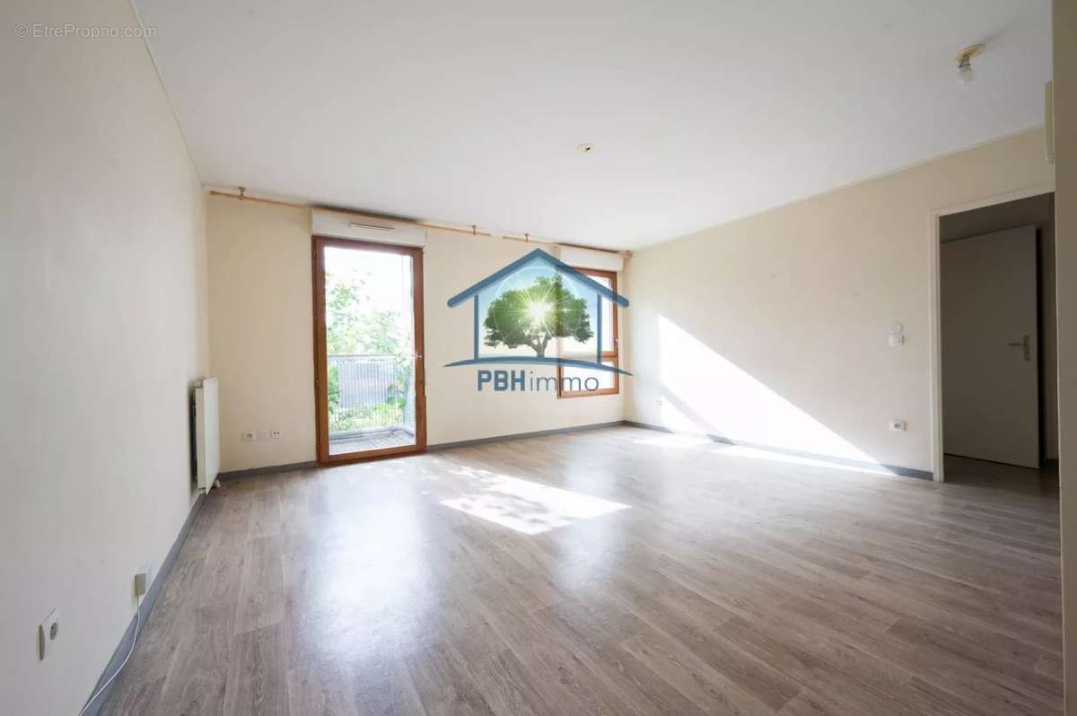 Appartement à PIERREFITTE-SUR-SEINE