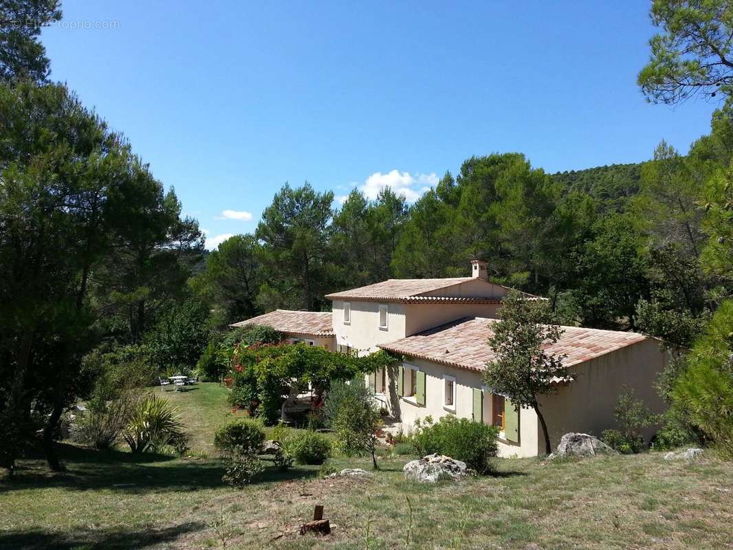 Maison à SALERNES