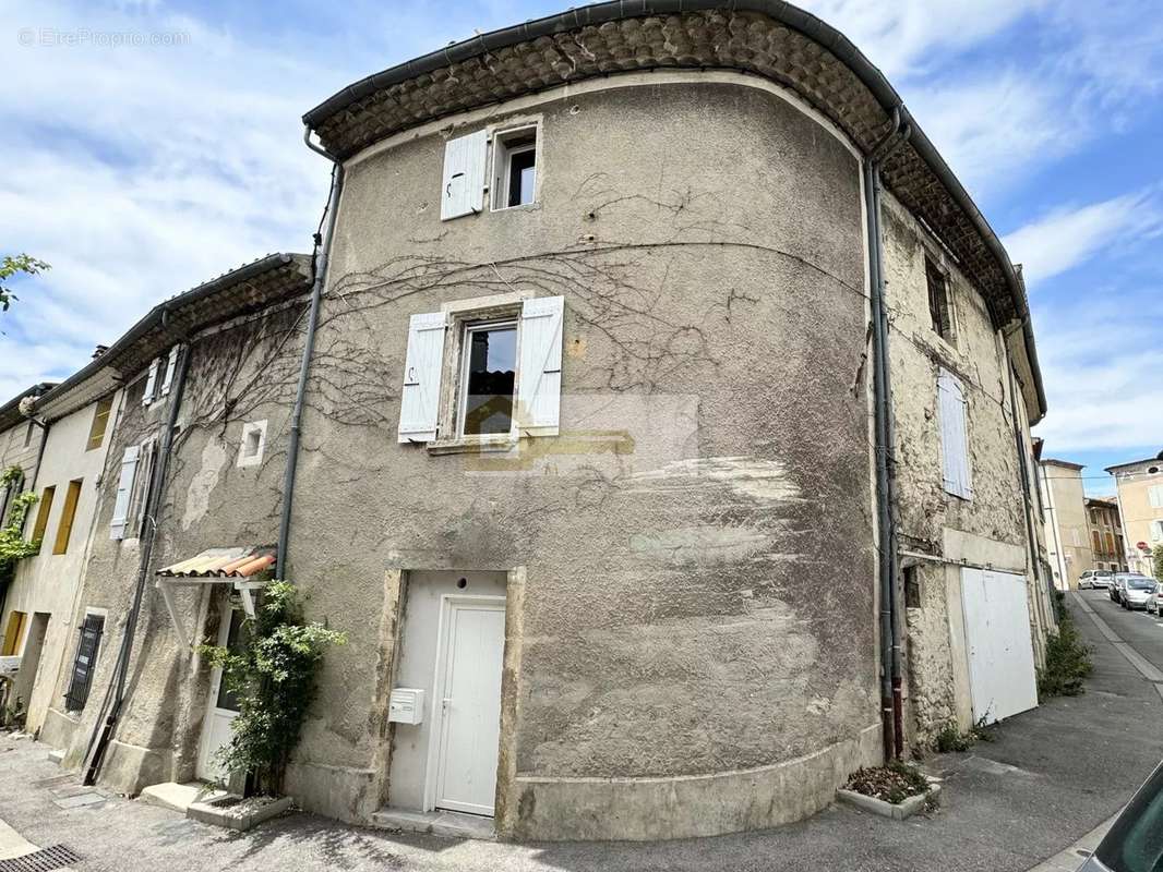 Appartement à LA BEGUDE-DE-MAZENC