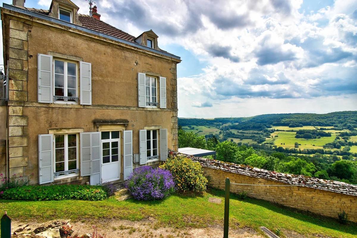 Maison à SALMAISE