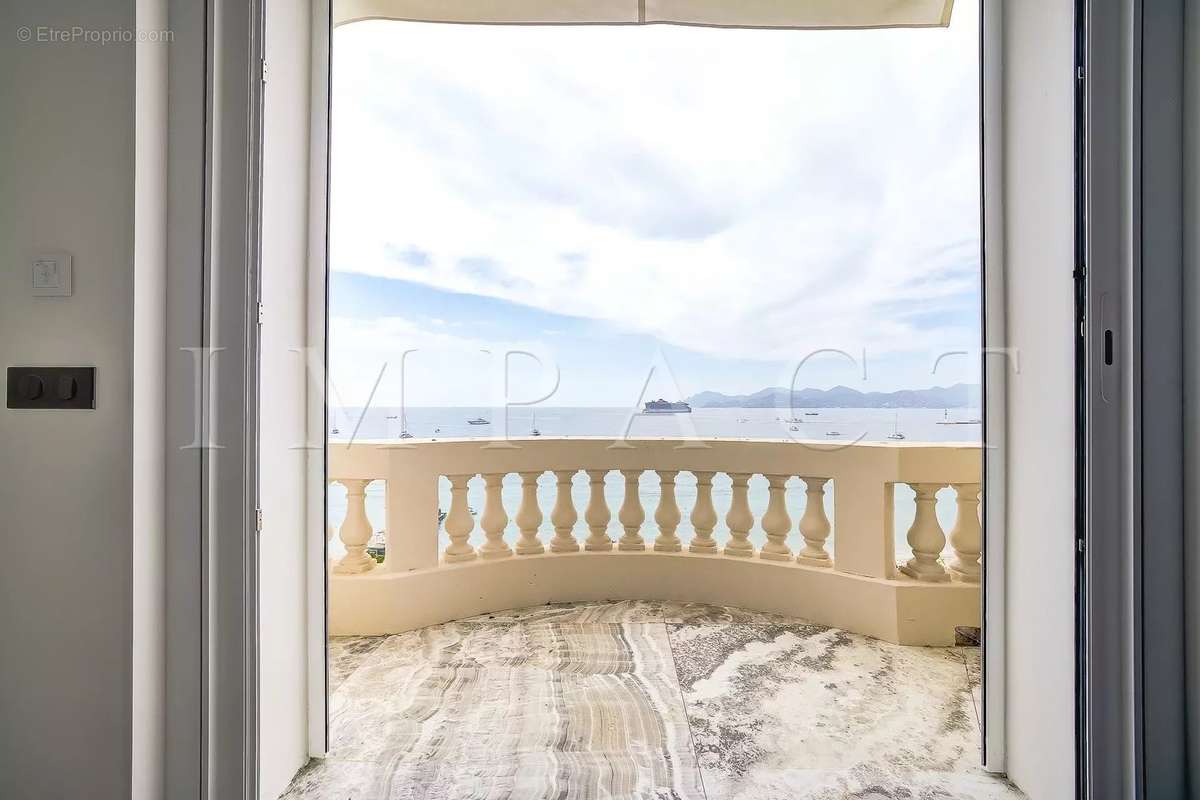 Appartement à CANNES