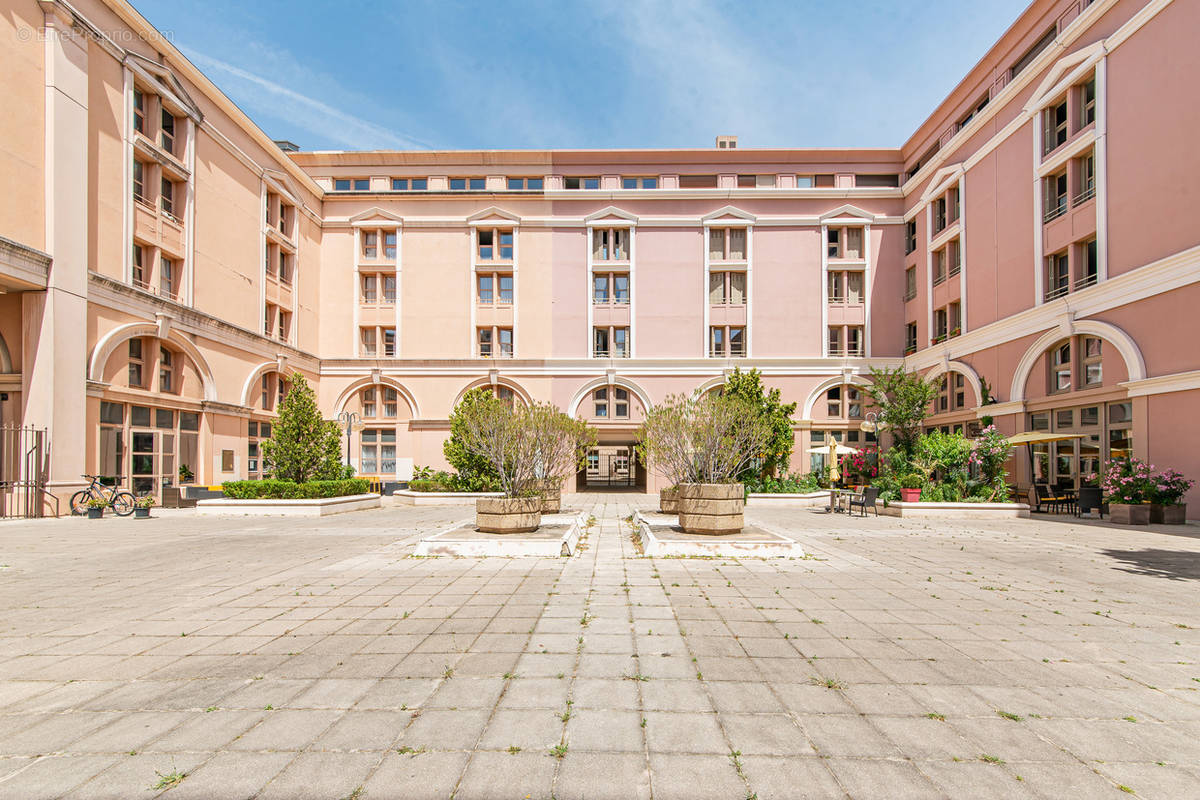 Appartement à AIX-EN-PROVENCE