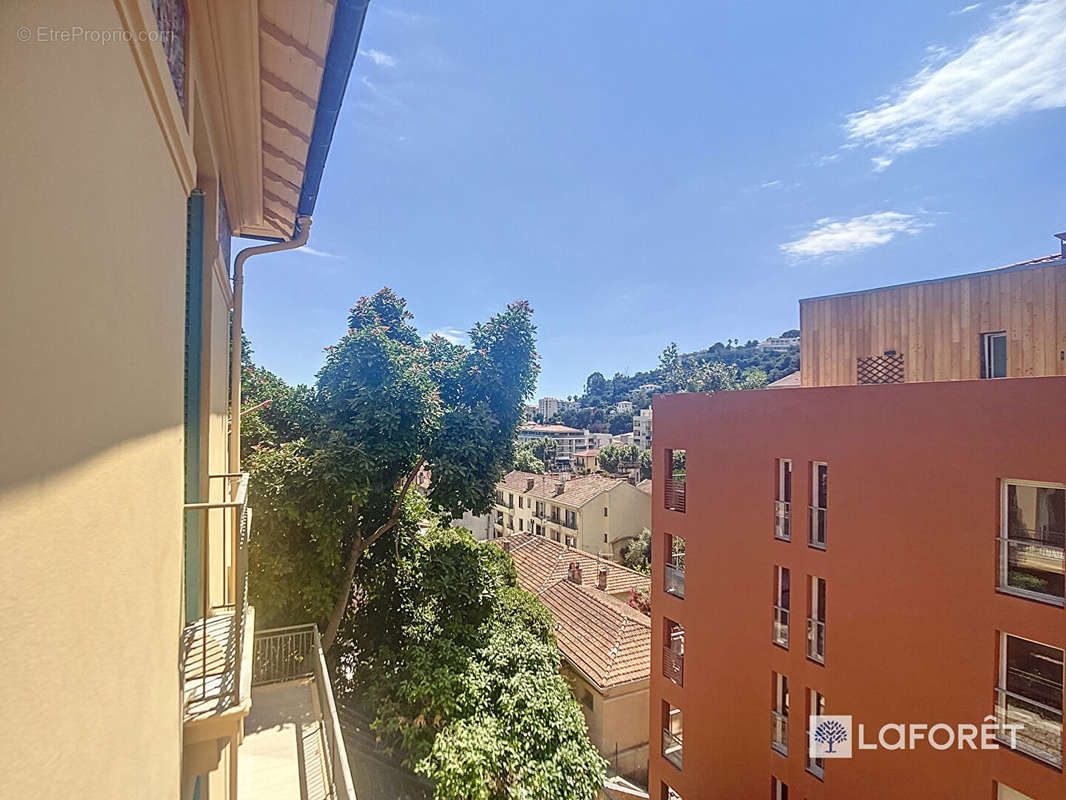 Appartement à MENTON