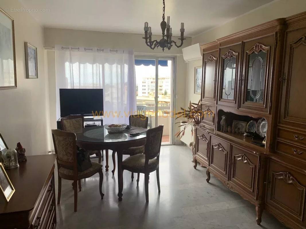 Appartement à CAGNES-SUR-MER