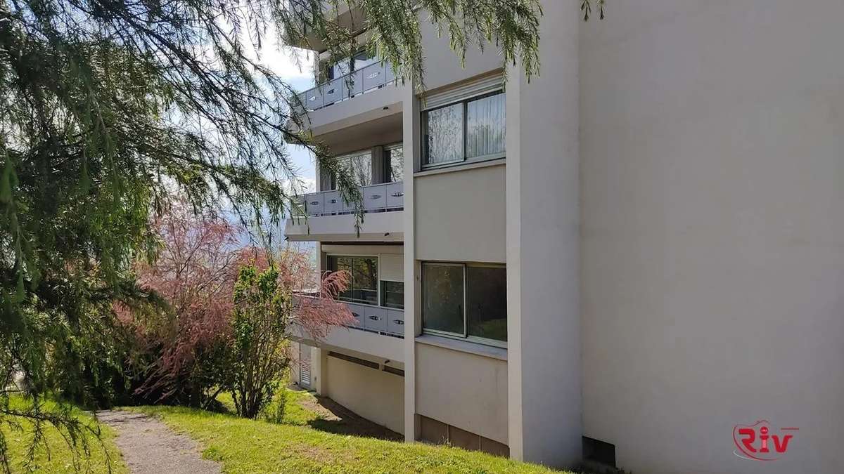 Appartement à LE PEAGE-DE-ROUSSILLON