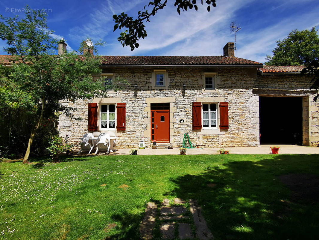 Maison à BLANZAY