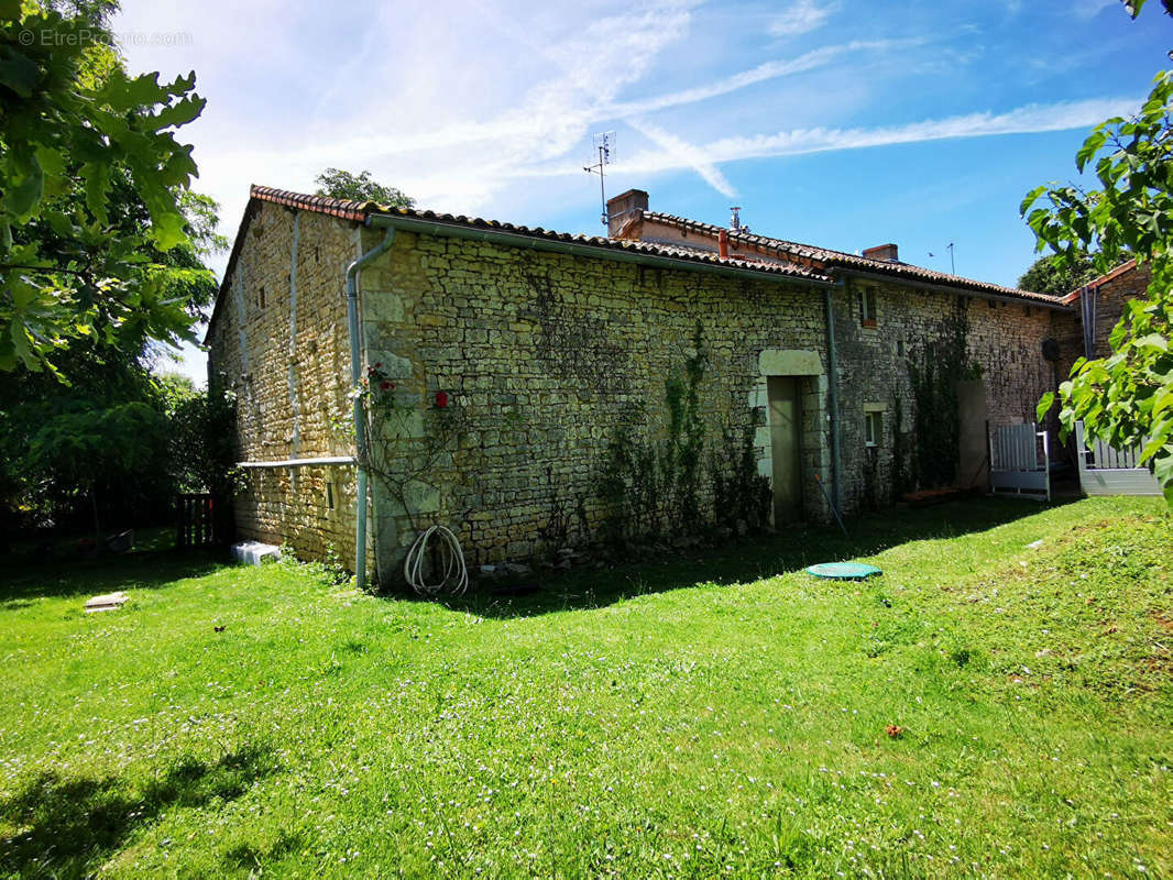 Maison à BLANZAY