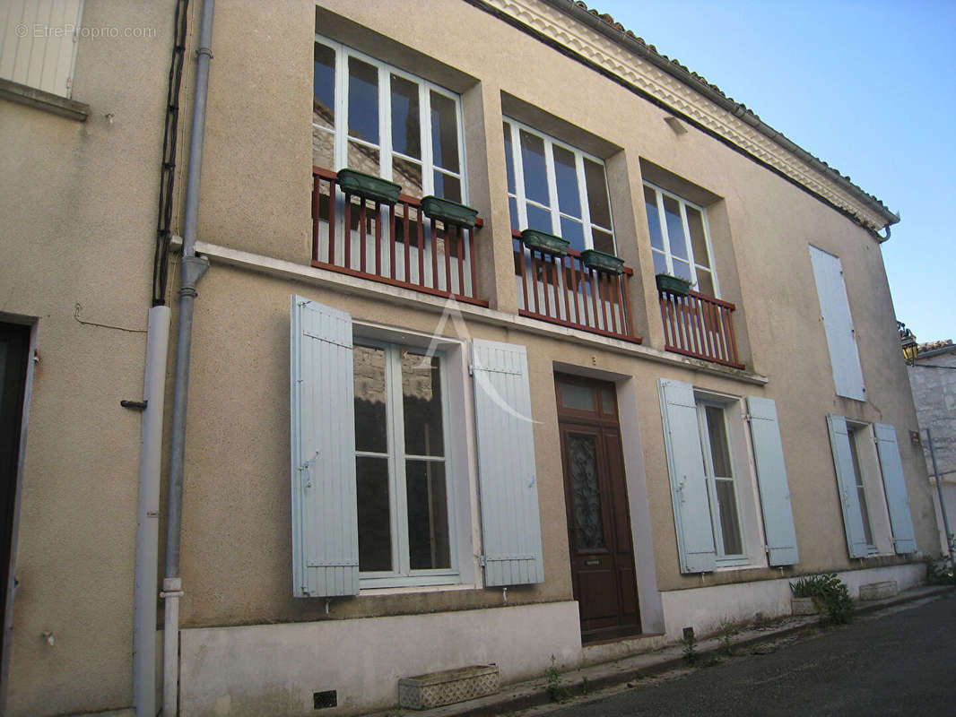 Maison à LAFOX