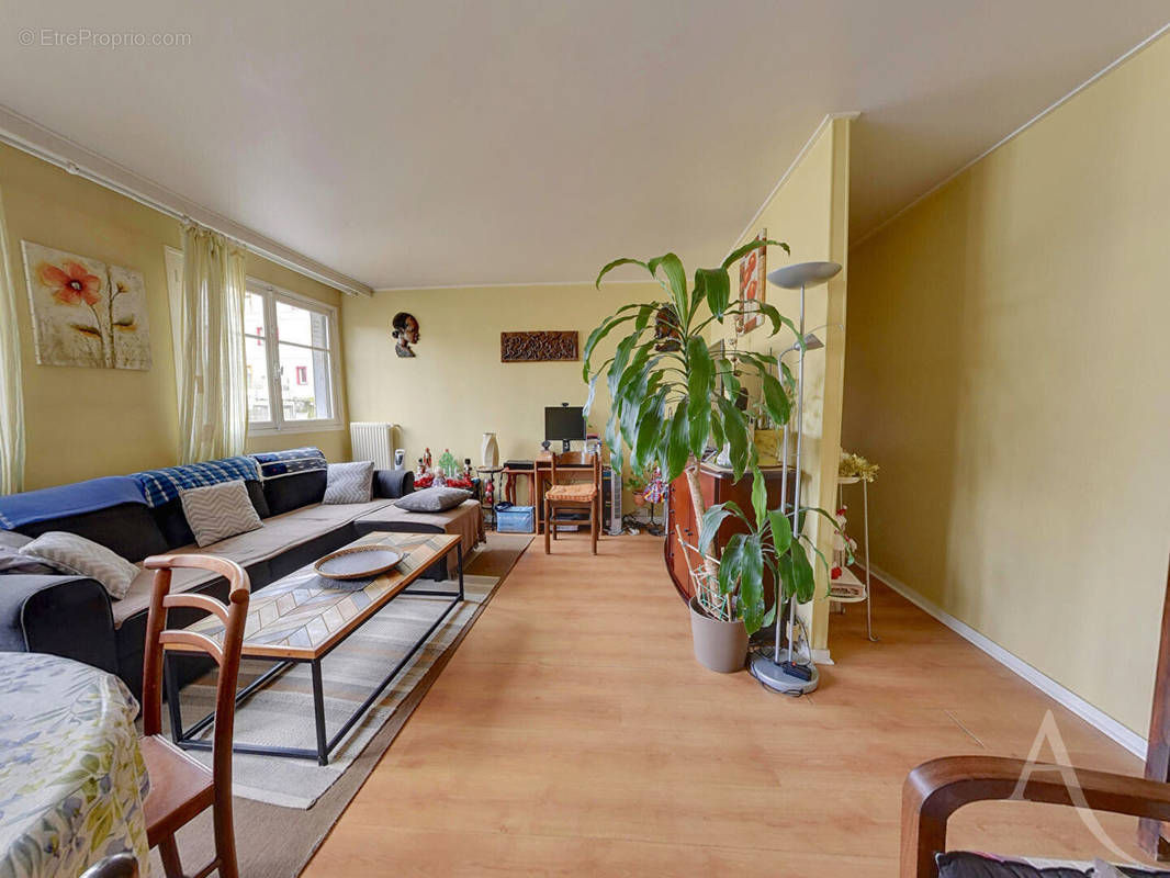 Appartement à MONTREUIL