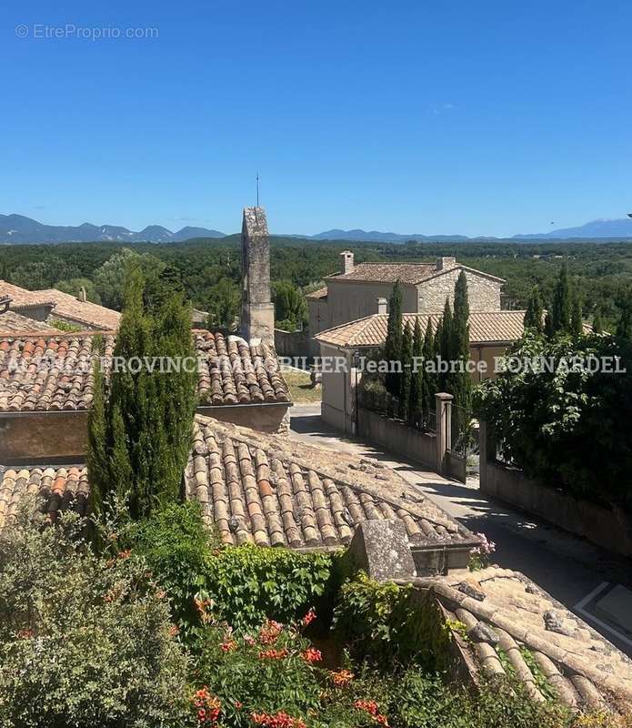 Maison à GRIGNAN