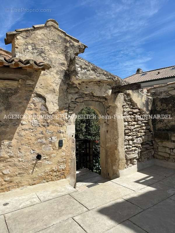 Maison à GRIGNAN