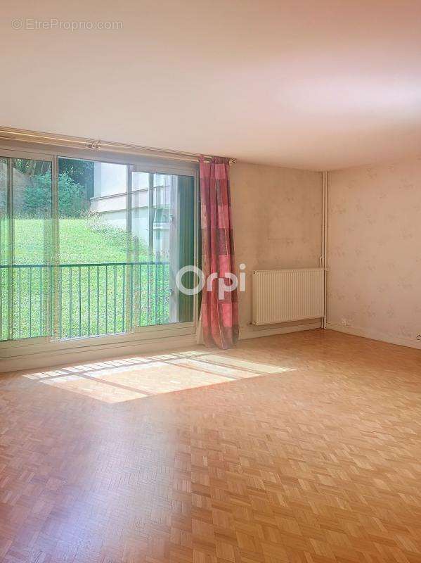 Appartement à VILLEBON-SUR-YVETTE