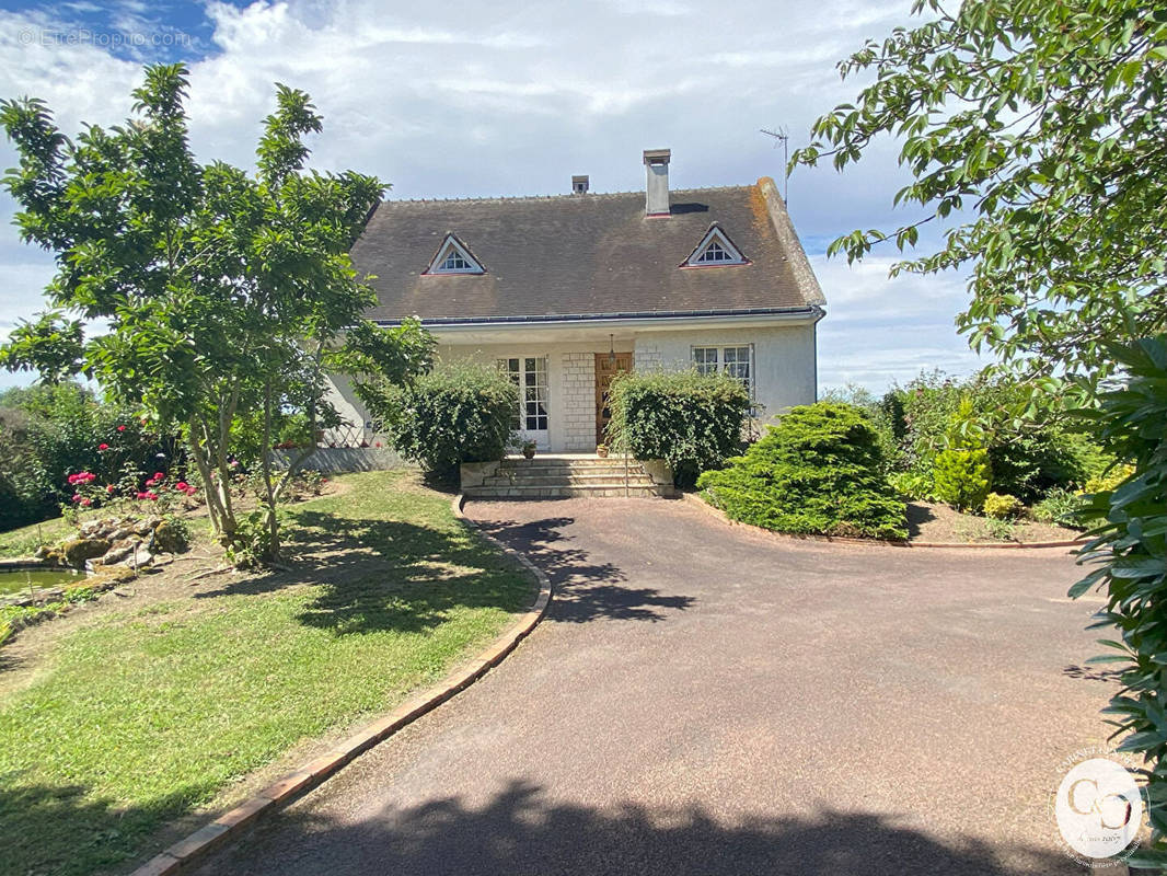 Maison à VINEUIL