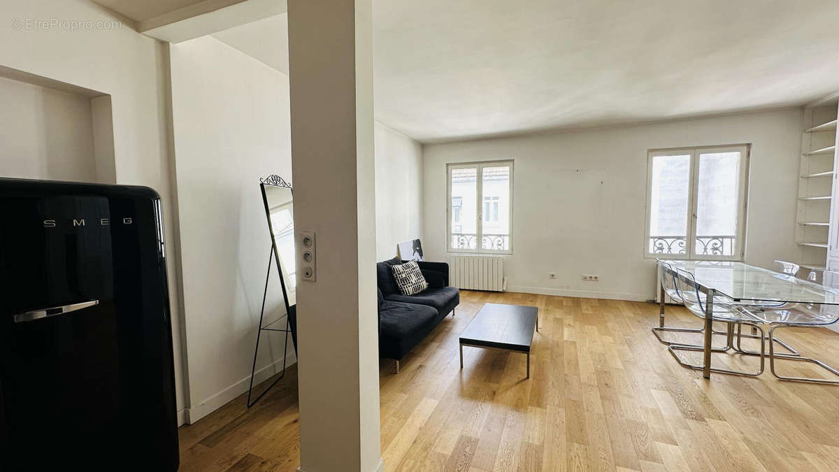 Appartement à PARIS-7E