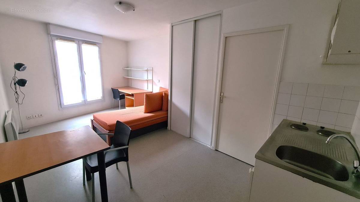 Appartement à SAINT-ETIENNE