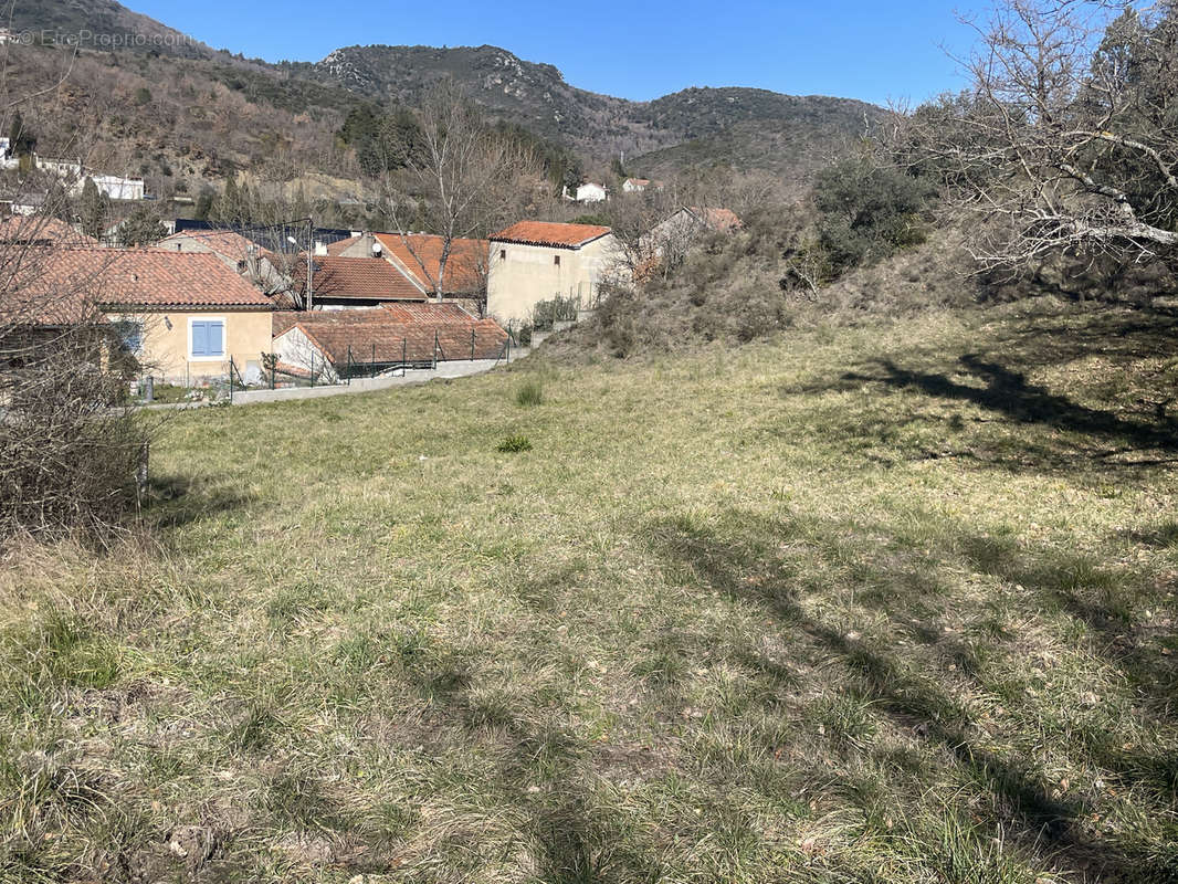 Terrain à QUILLAN