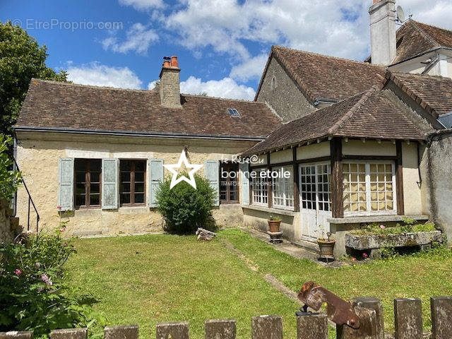 Maison à SAINT-REMY-DES-MONTS