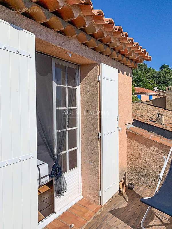 Maison à LA GARDE-FREINET