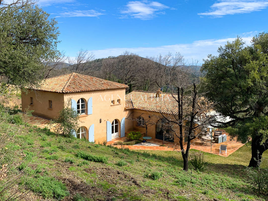 Maison à LA GARDE-FREINET