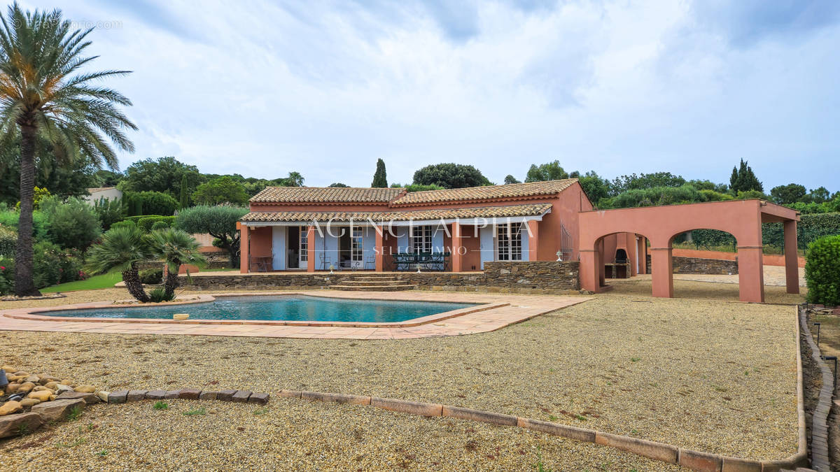 Maison à GRIMAUD