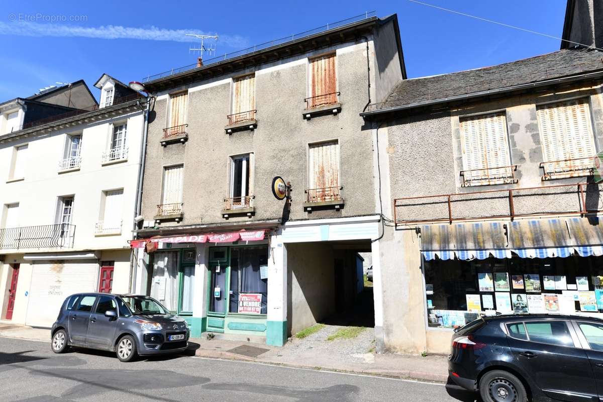 Maison à MAURIAC