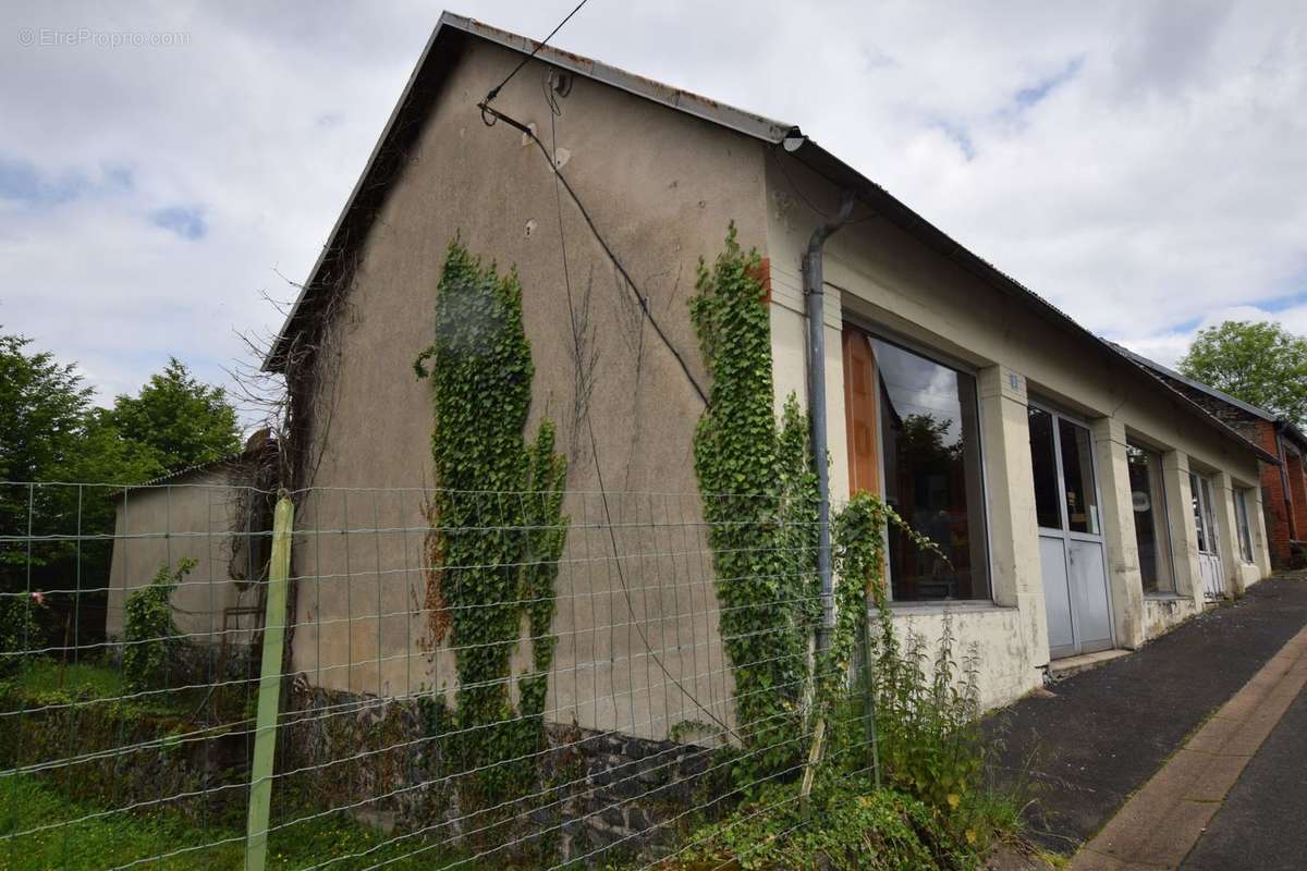 Maison à MAURIAC