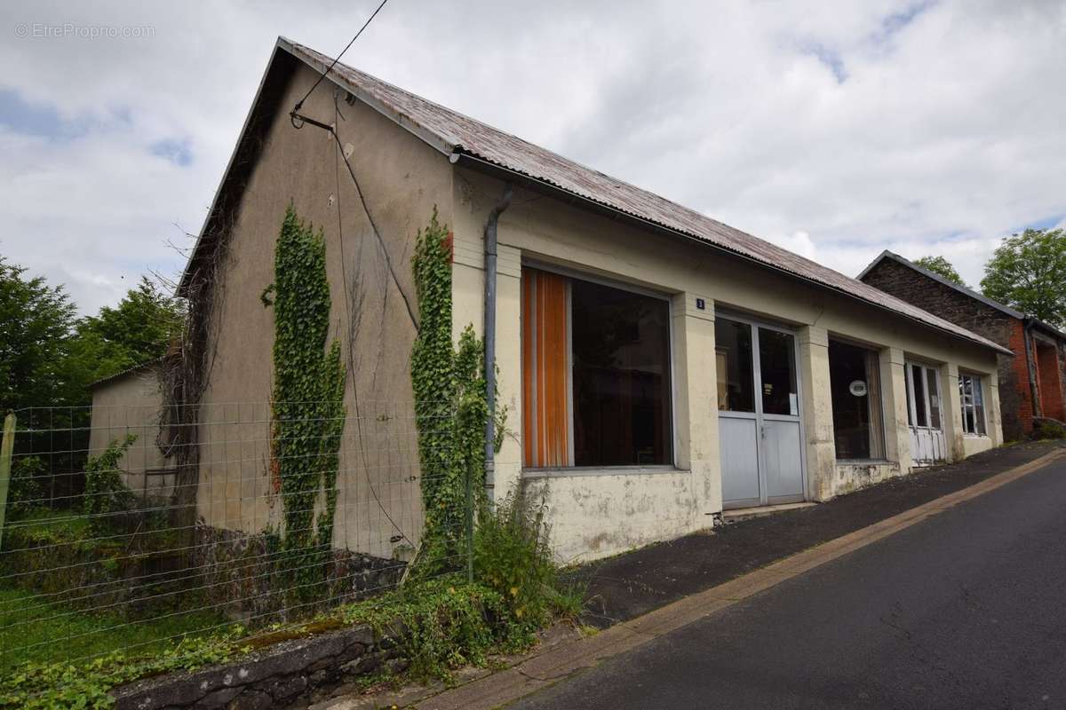 Maison à MAURIAC