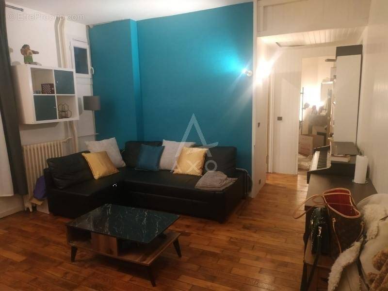 Appartement à PARIS-20E