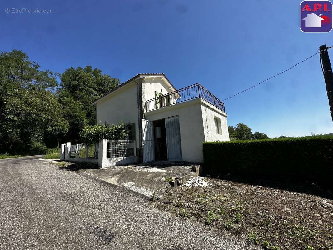 Maison à CASTELNAU-DURBAN